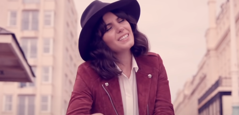Katie Melua baalt van naïeve liedjes