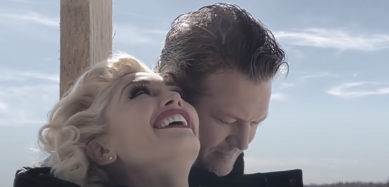 Blake Shelton hoopt op huwelijk in zomer