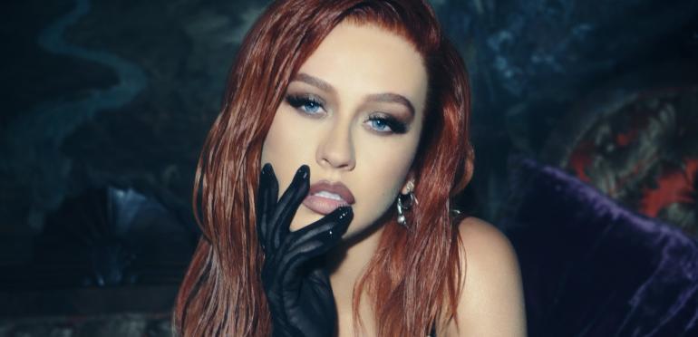 Christina Aguilera maakt comeback in het Spaans