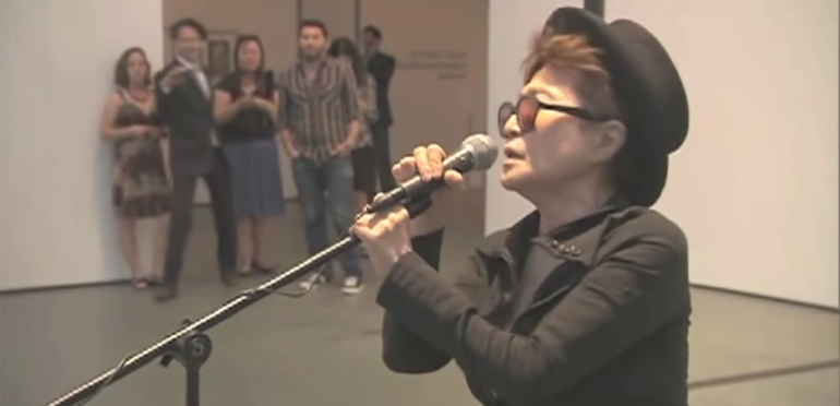 Eerbetoon Yoko Ono op komst