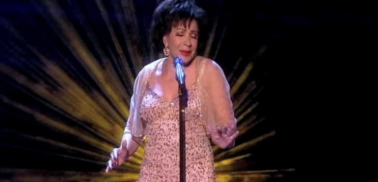 Shirley Bassey opent BAFTA awards