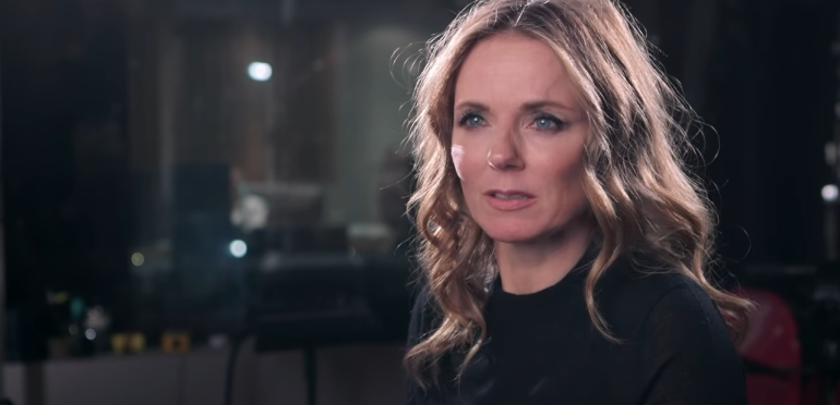 Kritiek op Geri Halliwell om omhelzing