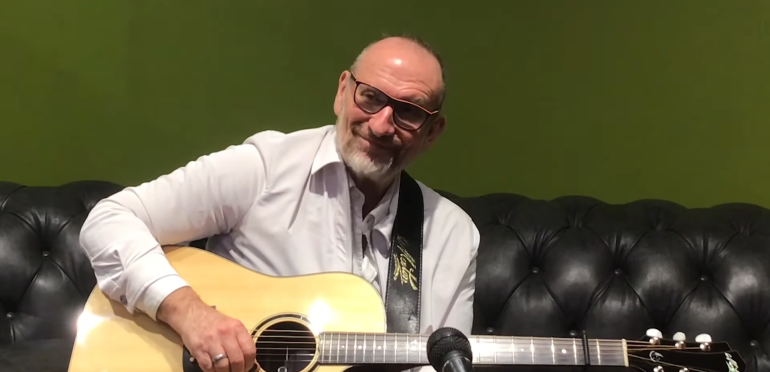 Colin Hay van Men At Work krijgt Australische muziekprijs