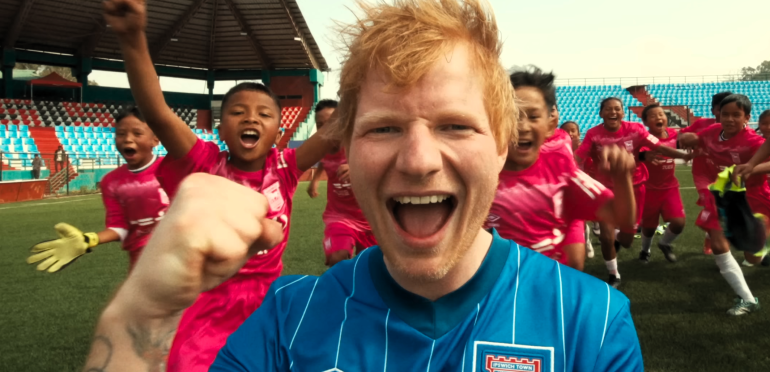 Top 5: hits met de langste aanloop naar de top 3