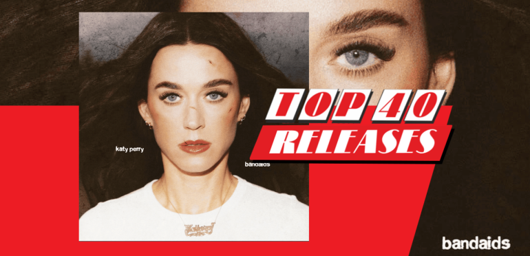 Katy Perry legt een verbandje