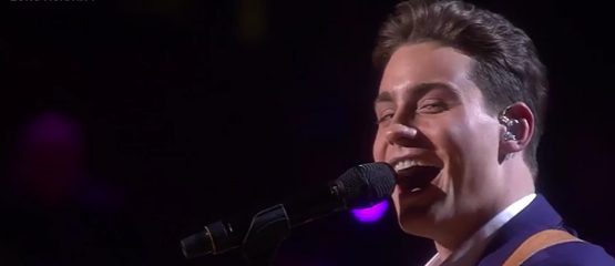 Douwe Bob komt op voor zijn fans