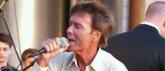 Cliff Richard emotioneel kapot