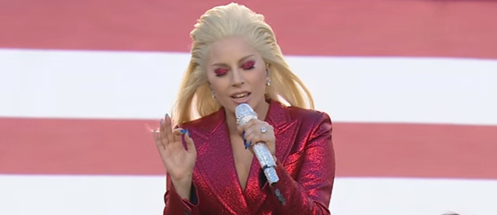 Gaat Lady Gaga Versace spelen?