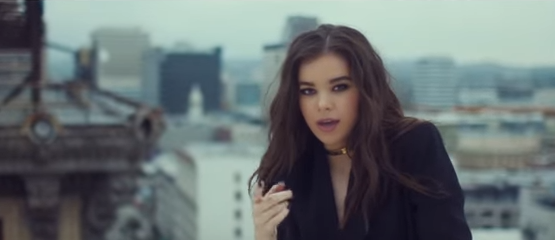 Hailee Steinfeld wil de historie in