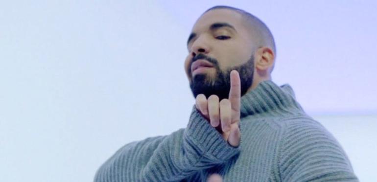 Bodyguard Drake slaat man op toilet