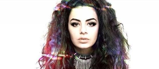 Charli XCX ziet succes Kylie Jenner