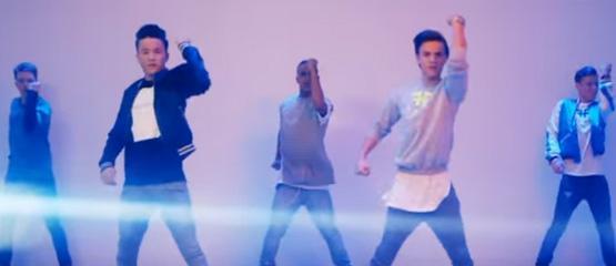 Fans B-Brave ruziën om plek