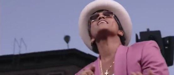 Bruno Mars mist moeder