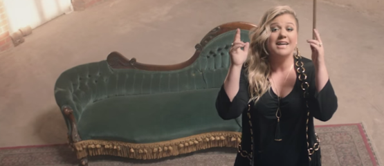 Verkeerde diagnose bij Kelly Clarkson
