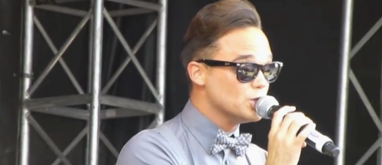 Superboyband voor Comic Relief