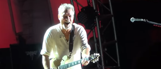 Van Halen doneert gitaren