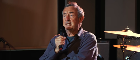 Drummer Pink Floyd sloopt bolide