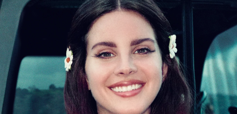 Lana Del Rey bemoeit zich met downloaden