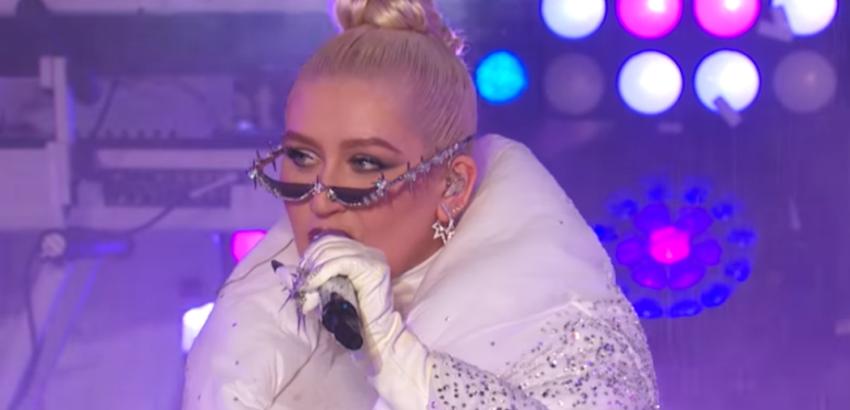 Christina Aguilera schrijft aan zichzelf