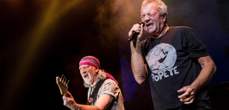 Boekhouder Deep Purple in de cel