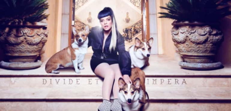 Hoe Lily Allen aan de drugs raakte