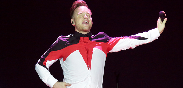 Knieoperatie Olly Murs
