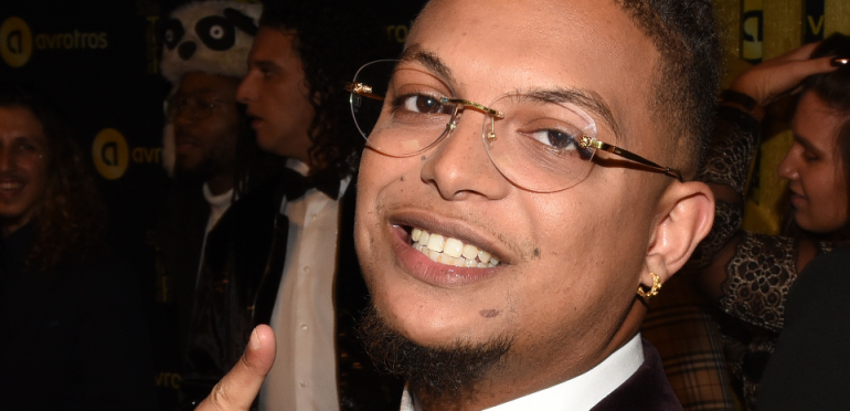 Ronnie Flex onthult moeder van zijn kind