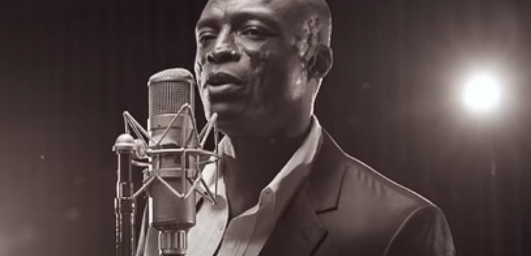 Seal is Joel Schumacher dankbaar