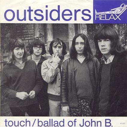 Coverafbeelding Outsiders - Touch