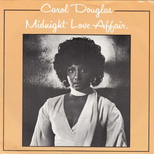 Coverafbeelding Midnight Love Affair - Carol Douglas