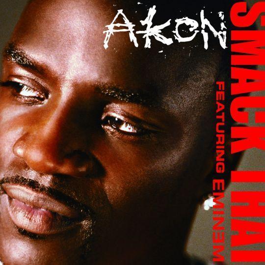 Coverafbeelding Akon featuring Eminem - Smack That