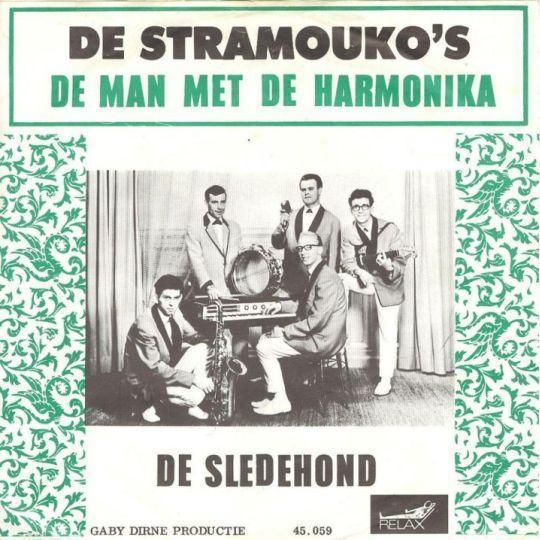 Coverafbeelding De Stramouko's - De Man Met De Harmonika