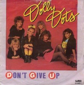 Coverafbeelding Don't Give Up - Dolly Dots