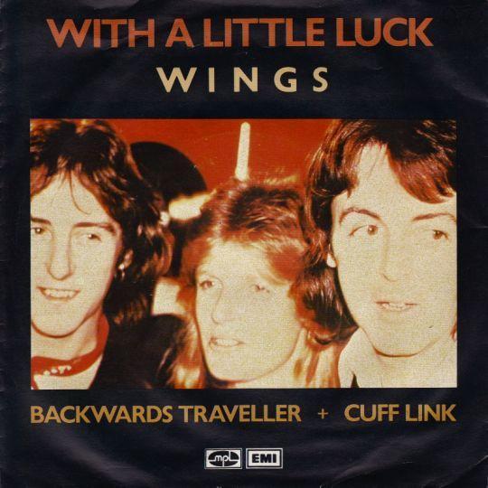 Coverafbeelding Wings - With A Little Luck