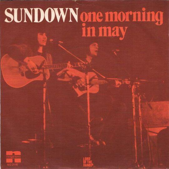 Coverafbeelding Sundown - One Morning In May