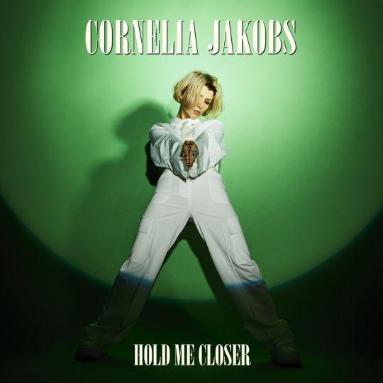Coverafbeelding Cornelia Jakobs - Hold Me Closer