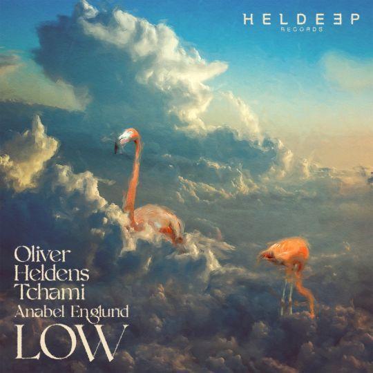 Coverafbeelding Oliver Heldens, Tchami & Anabel Englund - Low