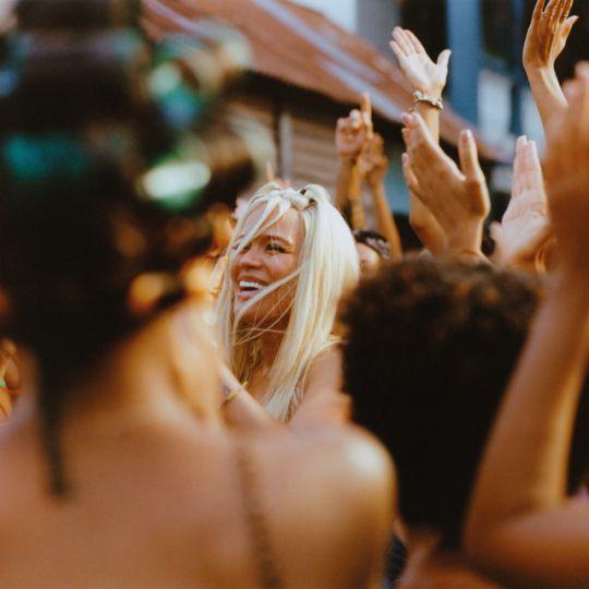 Coverafbeelding Karol G - Si Antes Te Hubiera Conocido